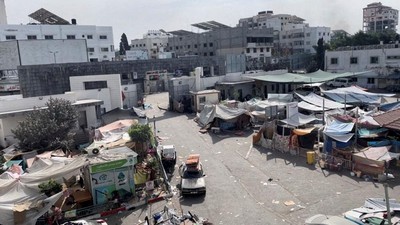 Israel Tarik Pasukan Usai Hancurkan Fasilitas Medis RS Al Shifa Gaza Israel menarik pasukan dari RS Al Shifa Gaza, usai menghanacurkan fasilitas medis terbesar di Jalur Gaza itu.