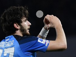 Cerita Bintang Napoli Takjub dengan Kerendahan Hati Messi