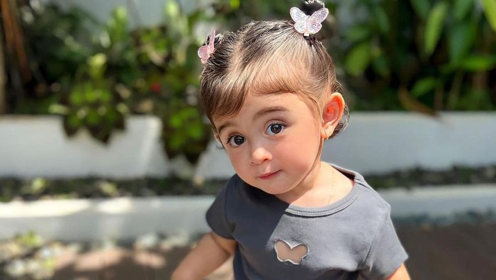 4 Potret Anak Artis yang Miliki Paras Bak Barbie dan Artis Korea