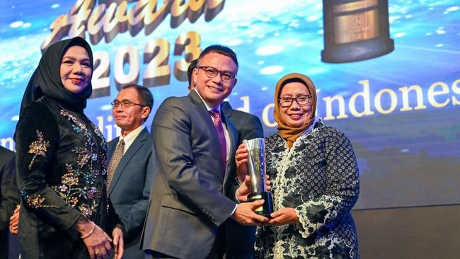 SIG Raih Peringkat Emas pada Ajang SNI Award 2023