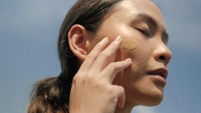 Ringan & Flawless, Ini 3 Rekomendasi Skin Tint yang Wajib Kamu Coba