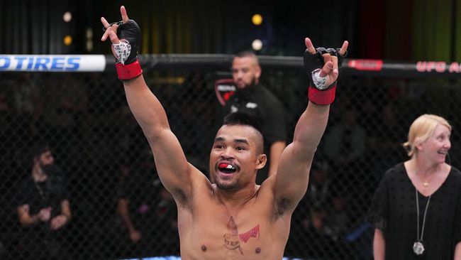 Jeka Saragih UFC Debut: Knockout Victory and Rp12 Billion Prize