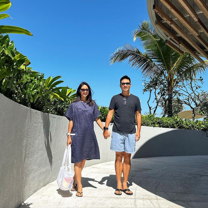 <p>Meski jarang tersorot, keduanya sering memperlihatkan sisi romantisnya lewat potret yang diunggah di Instagram pribadi. (Foto: Instagram@riniyulianti)</p>