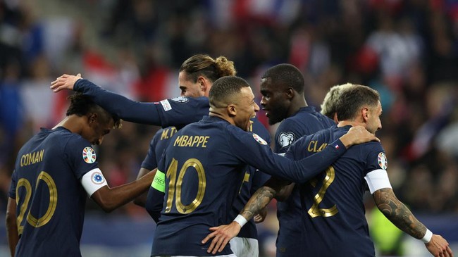 Kualifikasi Piala Eropa (Euro) pada hari ini menghasilkan sebuah kemenangan super telak untuk Prancis dan berbuah hasil manis bagi Belanda.