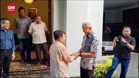 VIDEO: Momen Ganjar Sambangi Rumah Jusuf Kalla