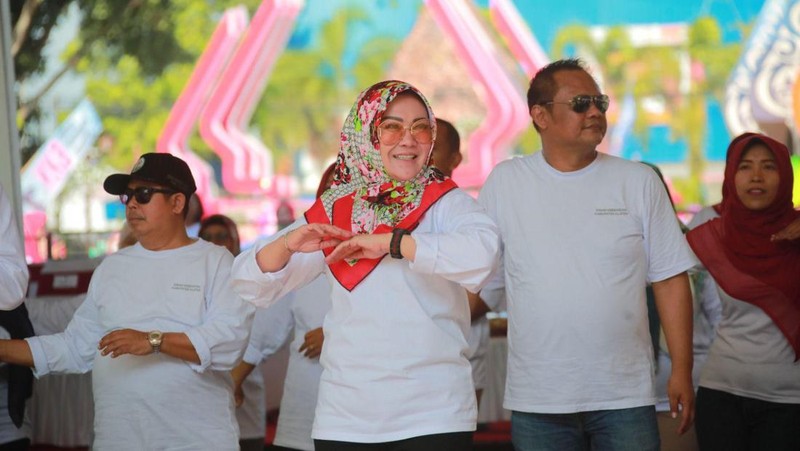 Bupati Klaten, Jawa Tengah Sri Mulyani menyampaikan, setiap individu harus bisa menjaga kesehatannya masing-masing dengan sebaik mungkin.