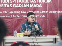 Di FH UGM, Bupati Kediri Bicara Pentingnya Integritas di Pemerintahan