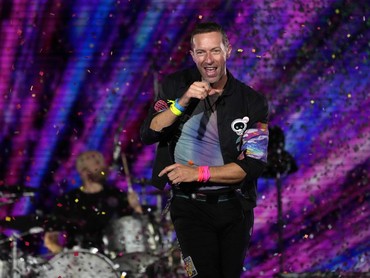 Lirik Lagu Moon Music - Coldplay