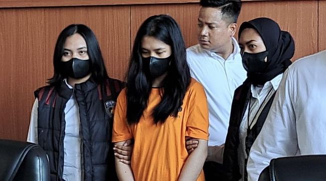 Modus Ghisca Debora Tipu Tiket Konser Coldplay: Ngaku Kenal Promotor