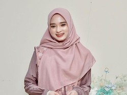 Inara Rusli Mau Tinggalkan Semua Masalah di Tahun Ini