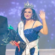 Profil Jane Garrett, Miss Universe Plus-Size Pertama Dunia, Patahkan Stereotip Kecantikan!