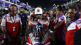 FOTO: MotoGP Qatar Indah bagi Di Giannantonio, Suram untuk Martin