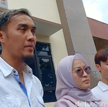 Terpopuler: Okie Agustina Tuntut Nafkah Rp5 Juta hingga Ekspresi Ria Ricis Disorot