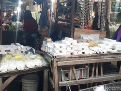 Harga Kedelai Mahal, Ukuran Tahu-Tempe di Tasikmalaya Menciut