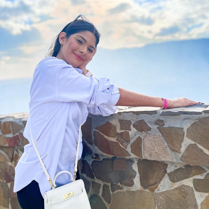 <p>Diketahui, sebelum menjadi Miss Universe, Sheynnis Palacios bekerja sebagai jurnalis di Nikaragua, lho. Keren ya, Bunda? (Foto: Instagram @sheynnispalacios_of)</p>