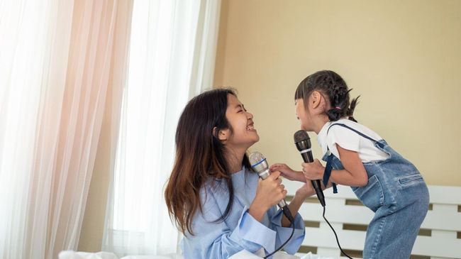 7 Manfaat Anak Bermain Pretend Play yang Jarang Disadari Orang Tua