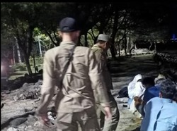 Duh, 5 Pelajar Terciduk Pacaran Sambil Pesta Miras di Watu-watu Kenjeran
