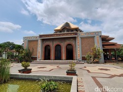 5 Masjid Ikonik di Kampus-kampus Indonesia, Pernah Berkunjung?