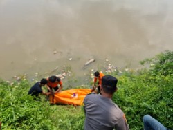 Mayat Bocah Tak Berbusana Mengapung di Sungai Musi Gegerkan Warga Muba