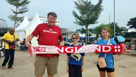 Fans Asal Inggris Terpesona JIS: Stadion Bagus, Infrastrukturnya Keren