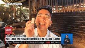 VIDEO: Sehari Menjadi Produsen Opak Ladu