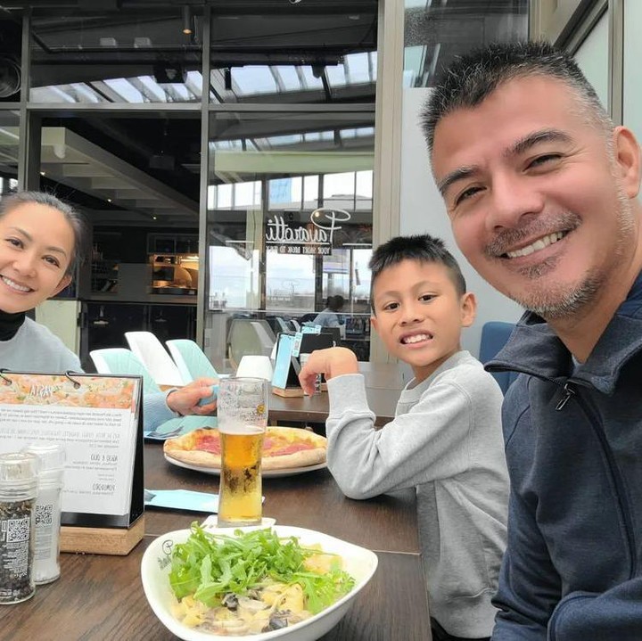 <p>Selanjutnya Susan Bachtiar, nih. Diketahui, model cantik yang sudah lama tak terlihat di layar kaca ini menjalani kehidupan di Belanda bersama sang suami dan seorang anak. (Foto: Instagram @sbachtiar)</p>