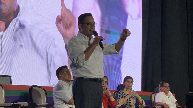 Ribuan anak muda dan WALHI  mengundang tiga capres untuk bicara soal lingkungan.