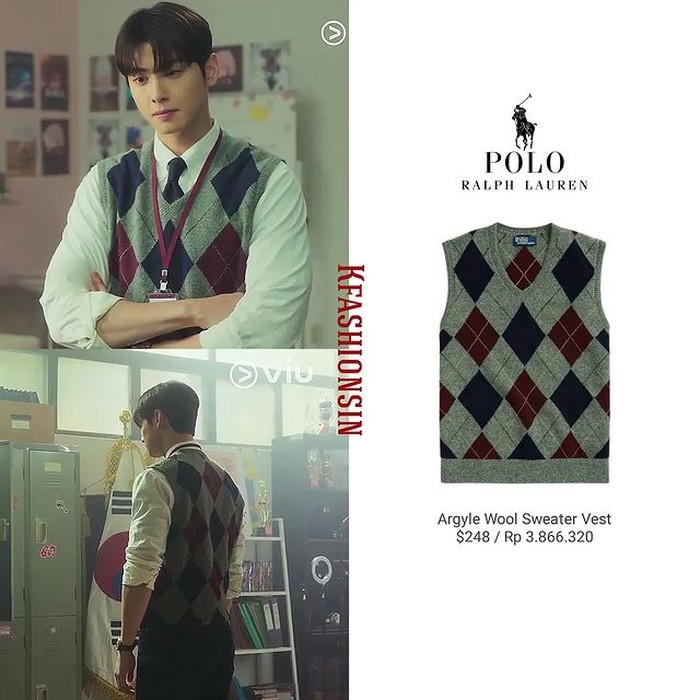 Cha Eun Woo wears a shirt doubled with a sweater vest from the POLO RALPH LAUREN brand which is priced at IDR 3.8 million, making his look look dandy./ Photo: instagram.com/kfashionsin
