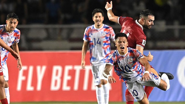 Blunder Jordi Amat saat Timnas Indonesia melawan Filipina di Kualifikasi Piala Dunia menjadi sorotan. Tapi apakah itu murni kesalahan Jordi Amat sepenuhnya?