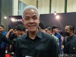 Ganjar Minta Anak Muda Tak Risih Politik, Contohkan Xi Jinping dan Obama