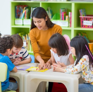 15 Contoh Pidato Hari Guru yang Singkat dan Punya Makna yang Menyentuh