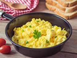 Tips Bikin Telur Orak-arik Enak dari Jamie Oliver, Tanpa Susu dan Krim