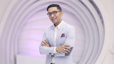 Indra Herlambang, Host Insert Paling Setia yang K-Pop Banget