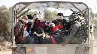 Menanti Gencatan Senjata Perdana Israel-Hamas yang Terancam Tertunda Gencatan senjata antara Israel dan Hamas Palestina telah disepakati setelah pemerintah Israel menyetujui perjanjian untuk itu pada Rabu (22/11).