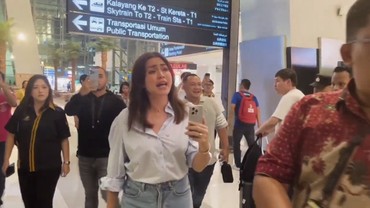 img-title Jessica Iskandar Bahas Kerugian Usai Dihujat gegara Teriaki Christoper di Bandara