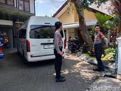KPK Datangi Kantor Kontraktor di Jember, Diduga Kasus OTT Bondowoso