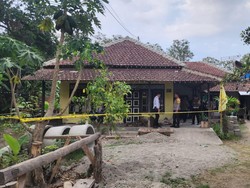 4 Orang Diperiksa soal Penemuan Kerangka Wanita Dicor di Blitar