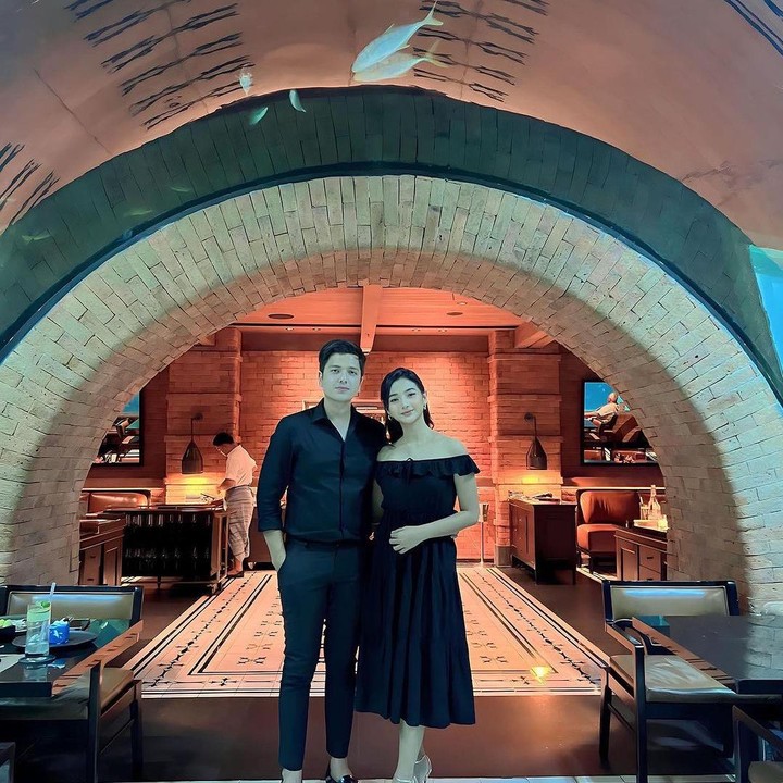 <p>Banyak netizen yang memberikan selamat atas hari jadi pernikahan Glenca dan Rendi nih, Bunda. Bahkan, ada yang mengatakan kisah keduanya adalah kisah asli Ikatan Cinta. (Foto: Instagram: @glencachysaraofficial)</p>