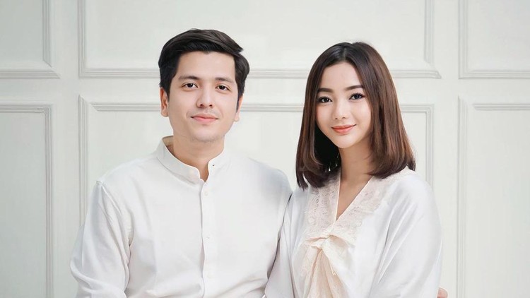 Potret Glenca Chysara dan Rendi John Potret Glenca Chysara dan Rendi John