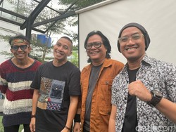 Terlatih Patah Hati Dibikin Versi Akustik oleh The Rain