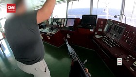 VIDEO: Momen Kelompok Houthi Sandera Kepala Kargo Jepang di Laut Merah
