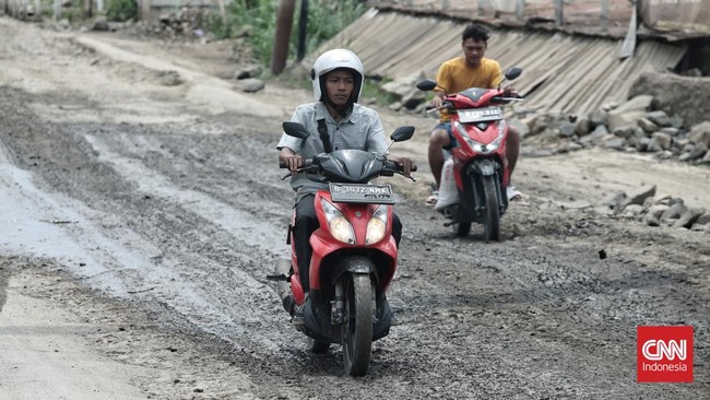 Kementerian PUPR akan memperbaiki 'jalur neraka' Parung Panjang bila menerima usul dari Pemda Jabar. Perbaikan  akan dilakukan bila Jabar bangun jalur tambang.