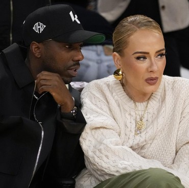 Adele Akui Bertunangan dengan Rich Paul
