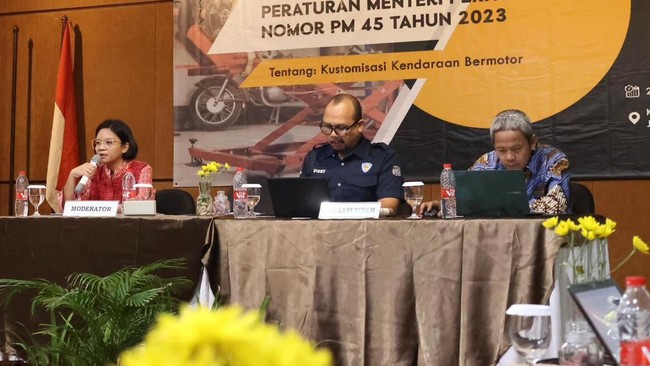 Ditjen Hubdat menggelar sosialisasi Peraturan Menteri Perhubungan Nomor PM 45 Tahun 2023 tentang Kustomisasi Kendaraan Bermotor di Semarang.