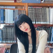 Inspirasi Hime Haircut yang Elegan ala Idol K-Pop, dari Bae Suzy hingga Momo 'TWICE'