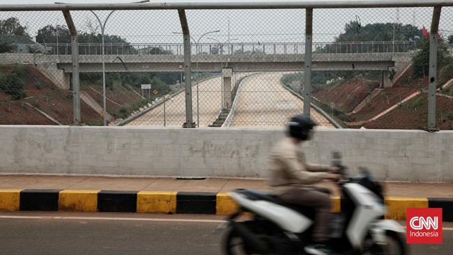 Kejadian Aneh: Motor Berisi Remaja Perempuan Nyasar di Tol Jagorawi Akibat Kesalahan Aplikasi Navigasi