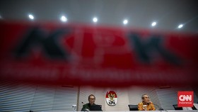 FOTO: Tanggapan KPK Usai Firli Bahuri Tersangka