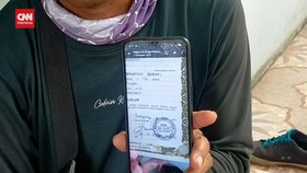 VIDEO: Siswa Terima Ijazah Palsu, Orang Tua Mengamuk di Sekolah
