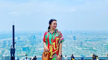 img-title Anak Orang Ternama