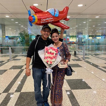 8 Potret Danny Rukmana Cucu Soeharto Eks Lulu Tobing, Bahagia Nikahi Pramugari